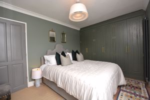 Bedroom- click for photo gallery